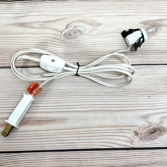 VTG Enesco Porcelain Nativity Scene Light Lamp White/Gold Christmas Holy Family - Picture 11 of 12